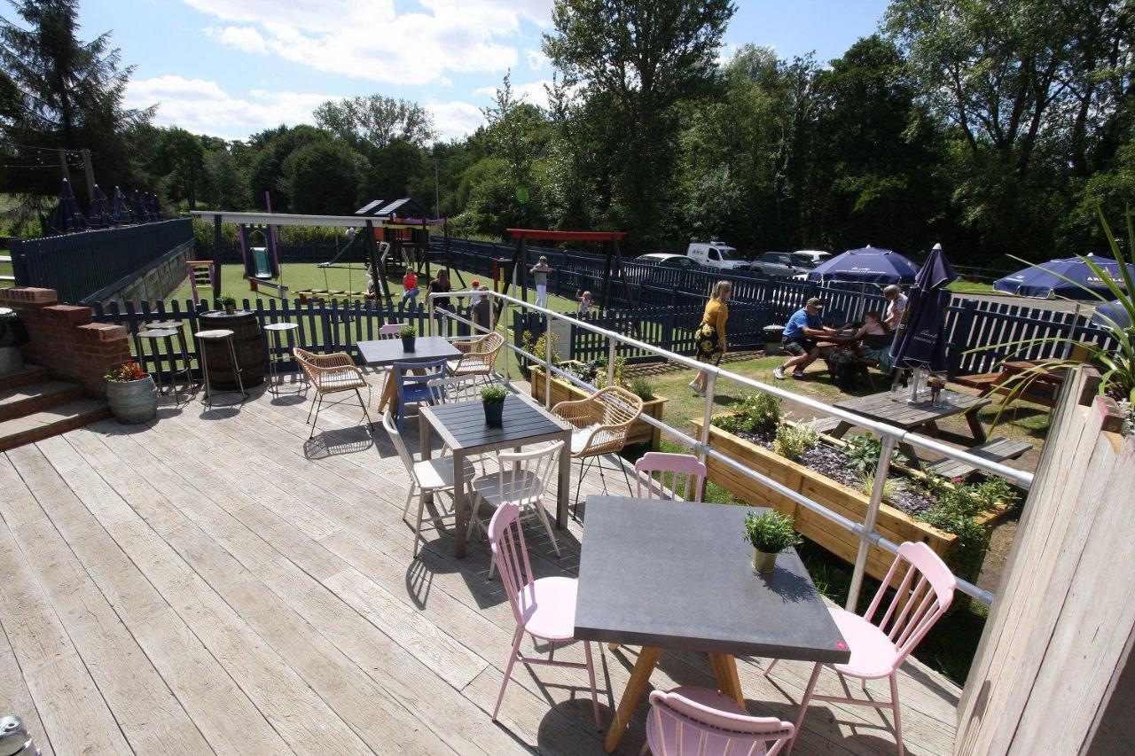 The Sun Inn Swindon Dış mekan fotoğraf