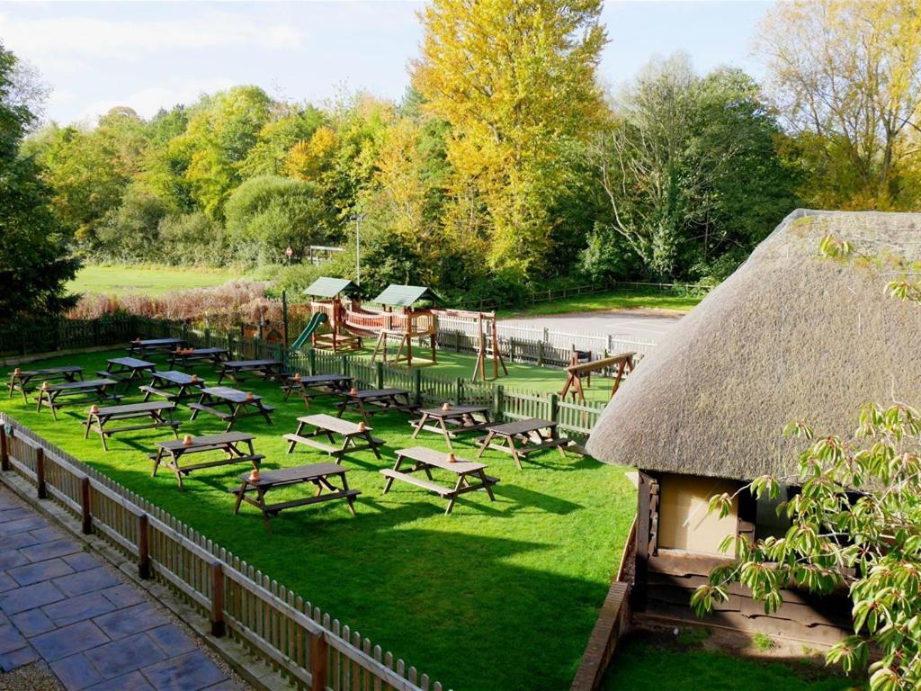 The Sun Inn Swindon Dış mekan fotoğraf